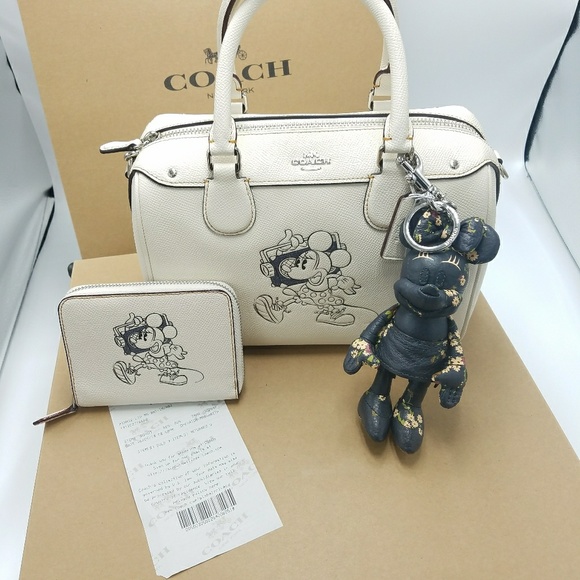 ✔SOLD Coach Disney x MINNIE - Picture 5 of 8